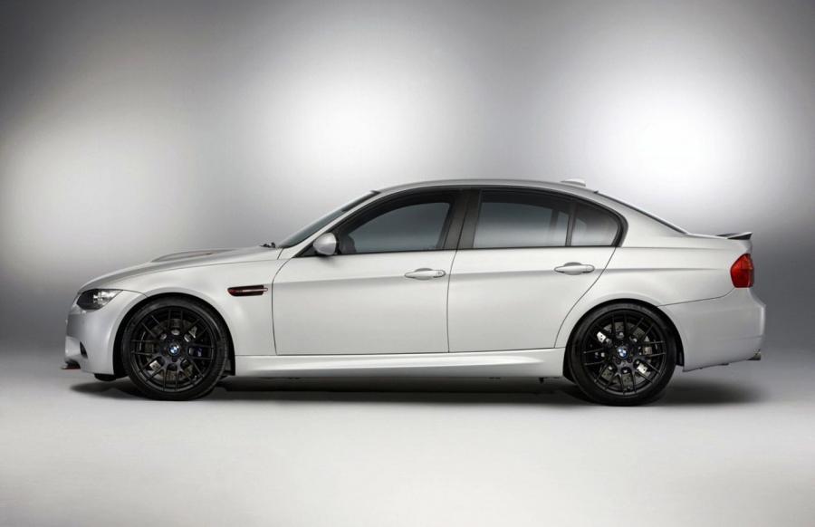  BMW M3 CRT 2011 года  (фото 22 из 76)
